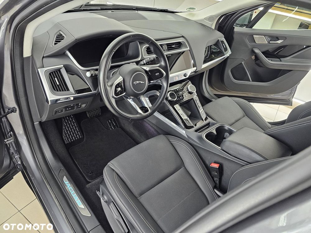 Jaguar I-Pace - 38