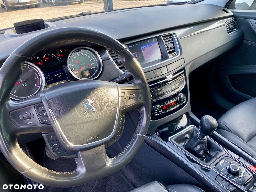 Peugeot 508 1.6 T Allure - 25