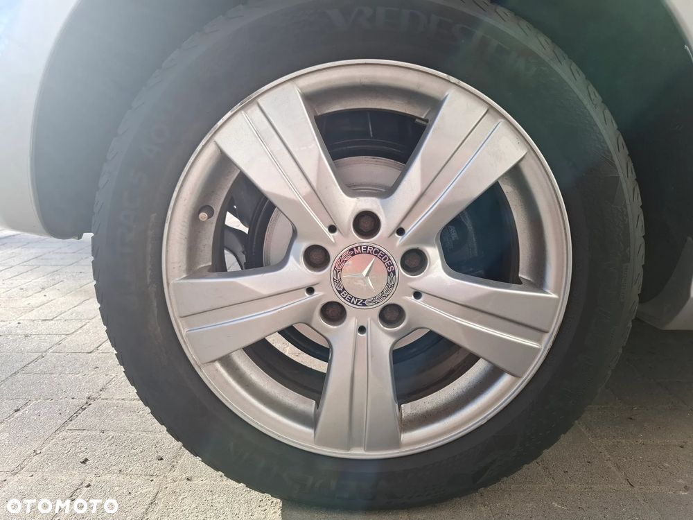 Mercedes-Benz Klasa A 170 Autotronic Avantgarde - 17