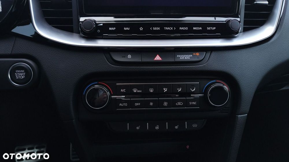 Kia Ceed - 21