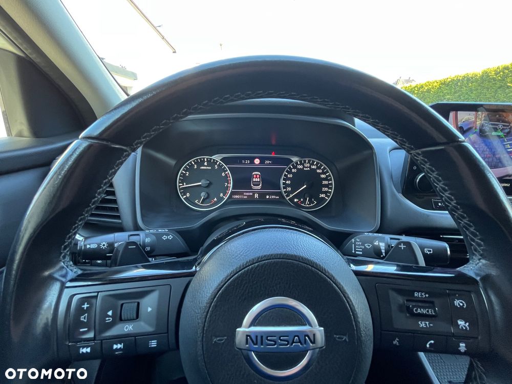 Nissan Qashqai - 16