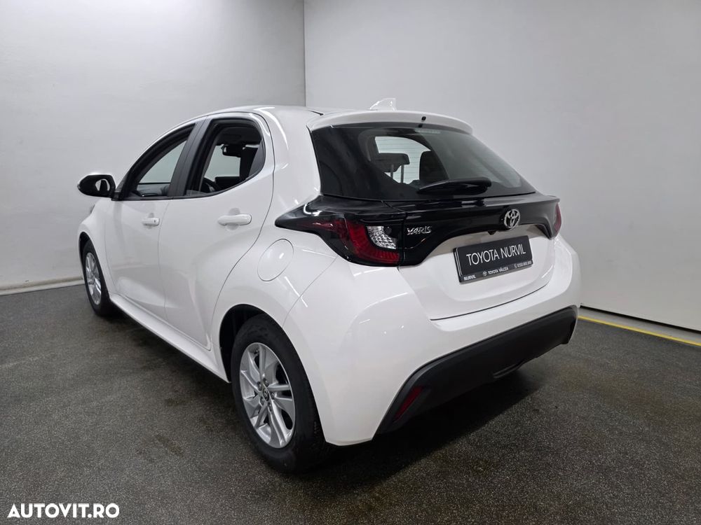 Toyota Yaris 1.5 L Dynamic - 4