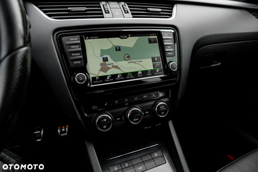 Skoda Octavia 2.0 TDI 4x4 DSG RS - 35