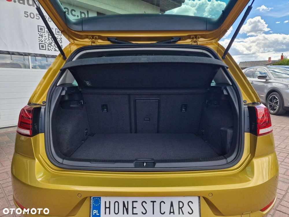 Volkswagen Golf 1.5 TSI ACT DSG Sound - 24