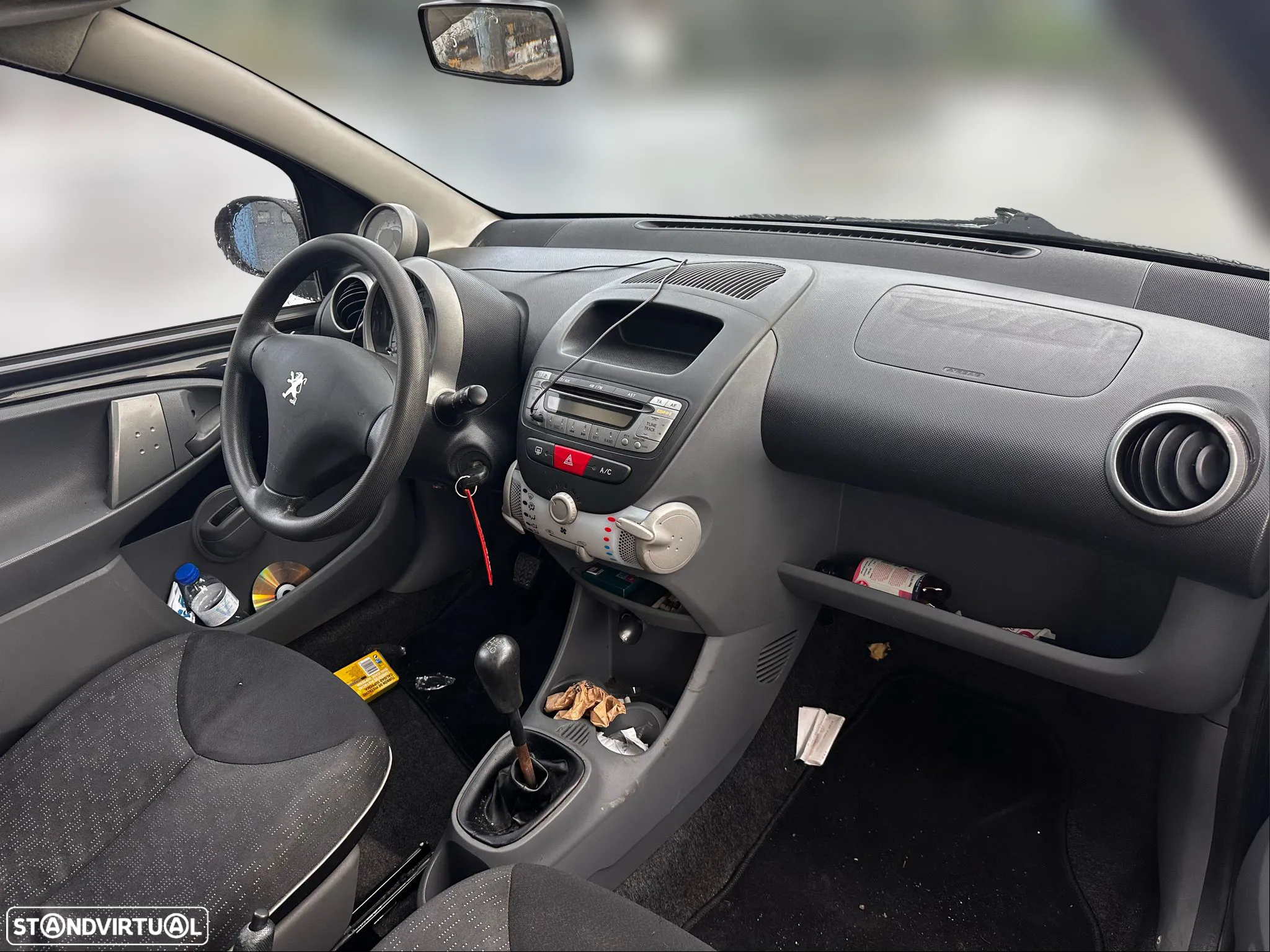Peugeot 107 1.0 de 2010 para peças - 3