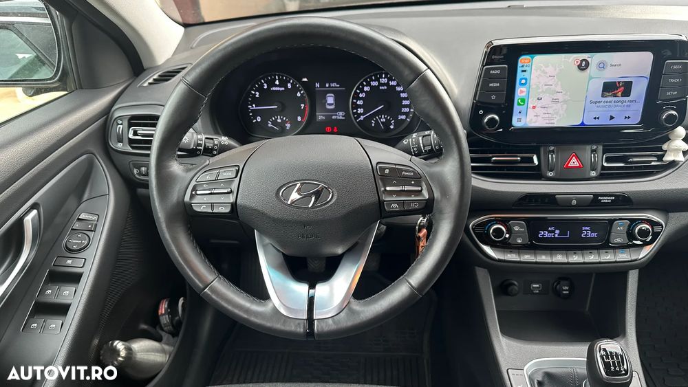 Hyundai i30 1.5 160CP MHEV 48V M/T Highway - 17