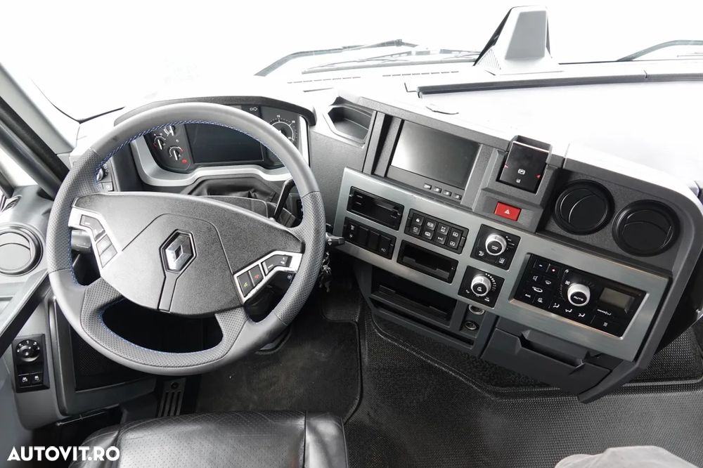 Renault T 520 / RETARDER / PIELE / LIMITED / TEAM ALPINE 55/99 - 26