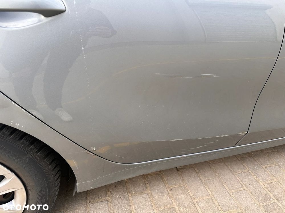 Kia Ceed 1.4 L Business Line - 11