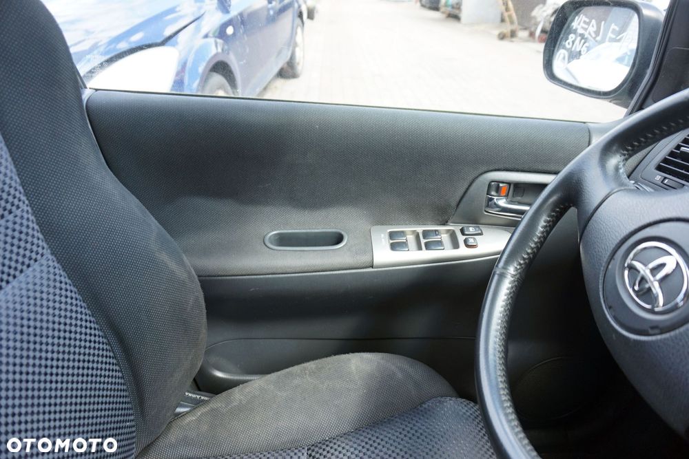 DRZWI PRZEDNIE LEWE COROLLA VERSO I E12 8N6  SZARY TOYOTA 2001-2004 - 8