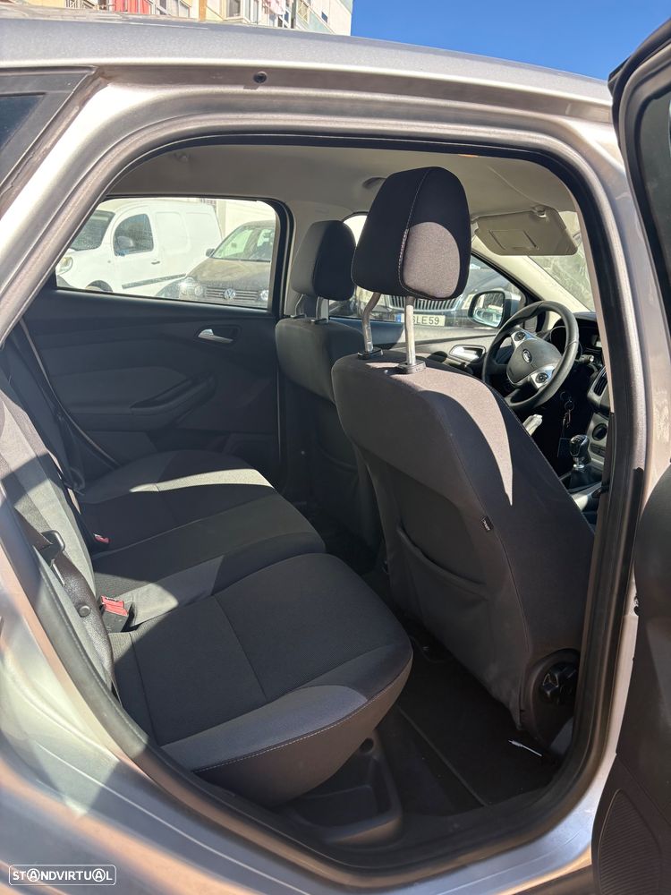 Ford Focus 1.6 TDCi Titanium - 13