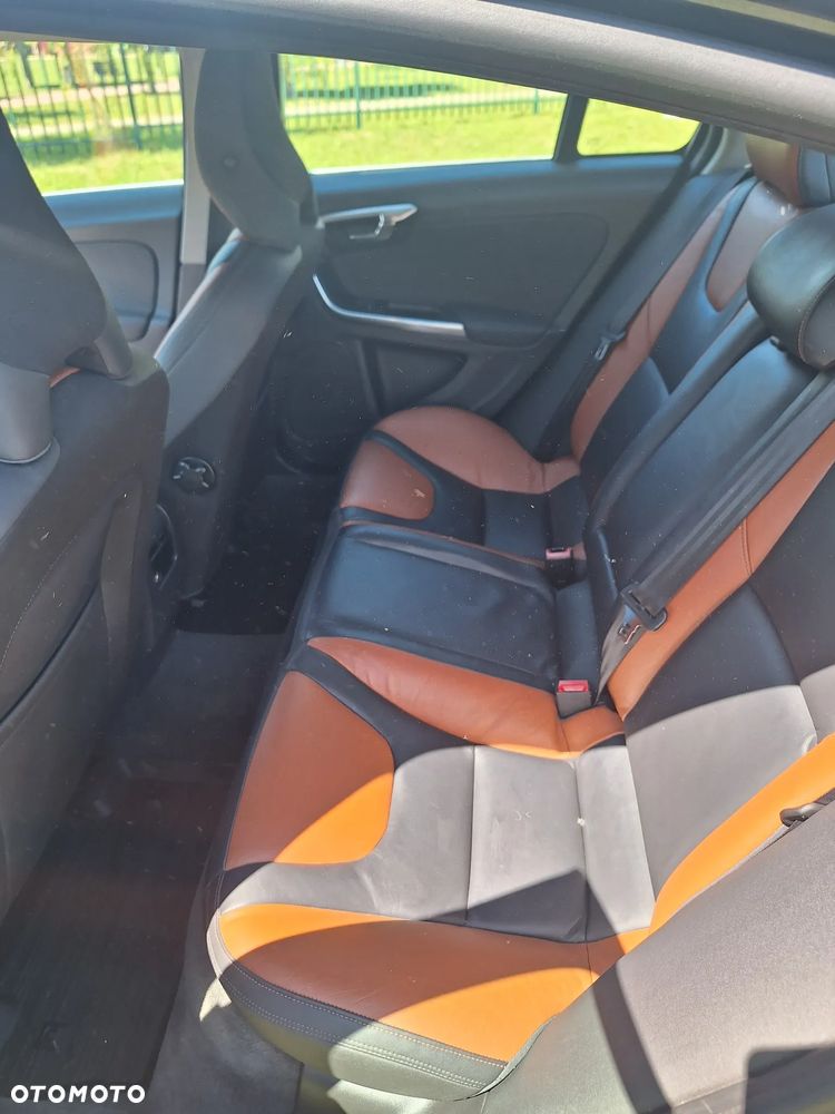 Volvo S60 - 13