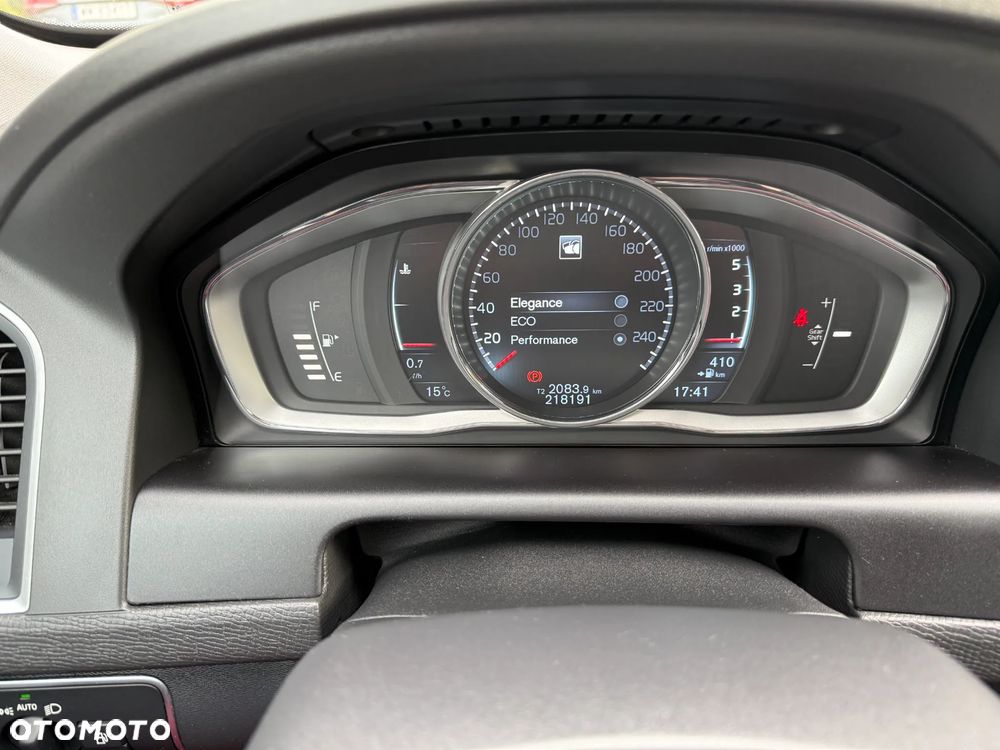 Volvo XC 60 D4 AWD Summum - 26