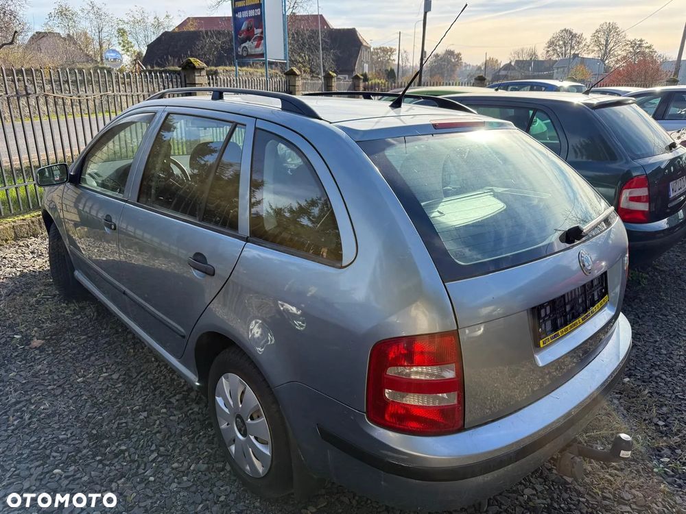 Skoda Fabia 1.4 16V Combi Ambiente - 6