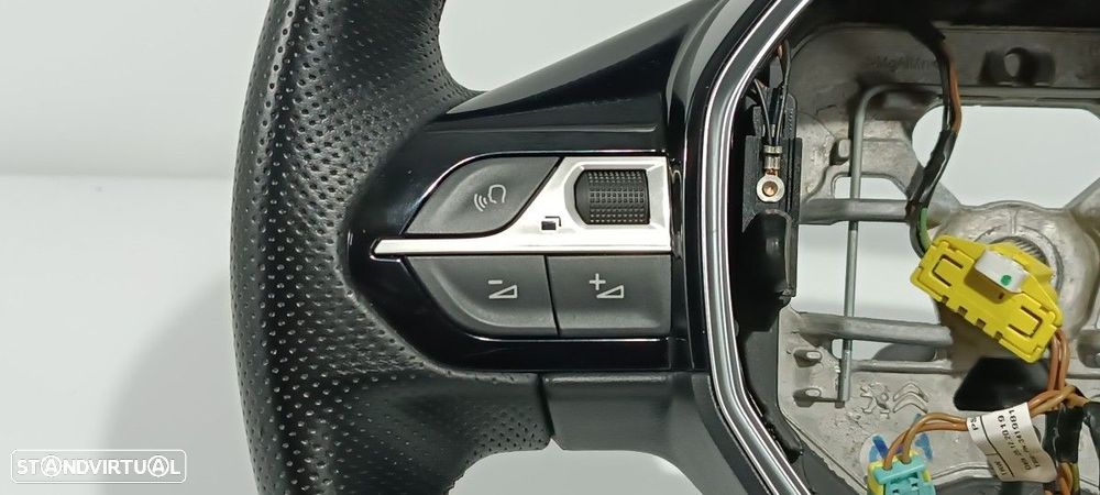 VOLANTE PEUGEOT 5008 ALLURE - 5