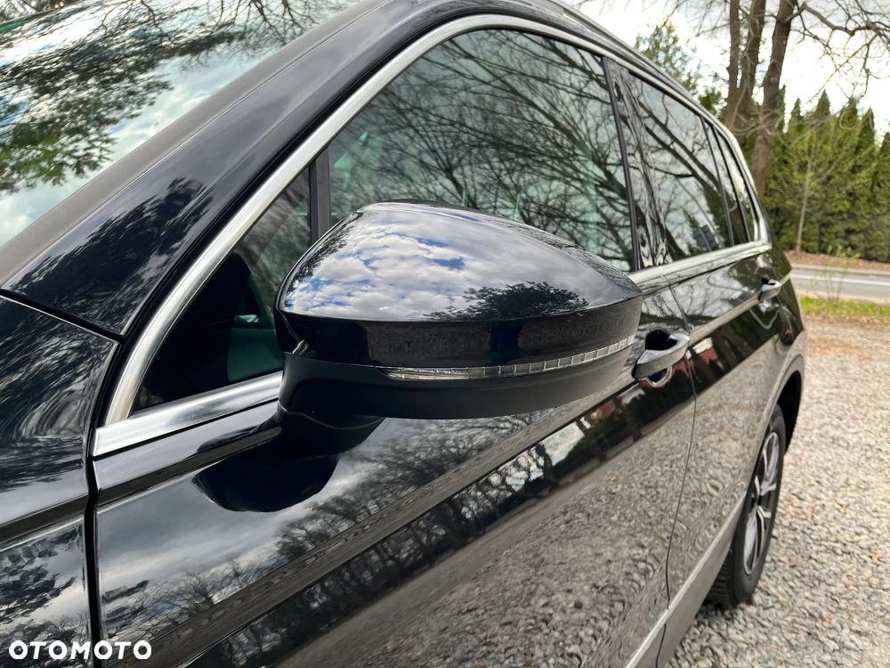 Volkswagen Tiguan 2.0 TDI SCR 4MOTION DSG Highline - 5
