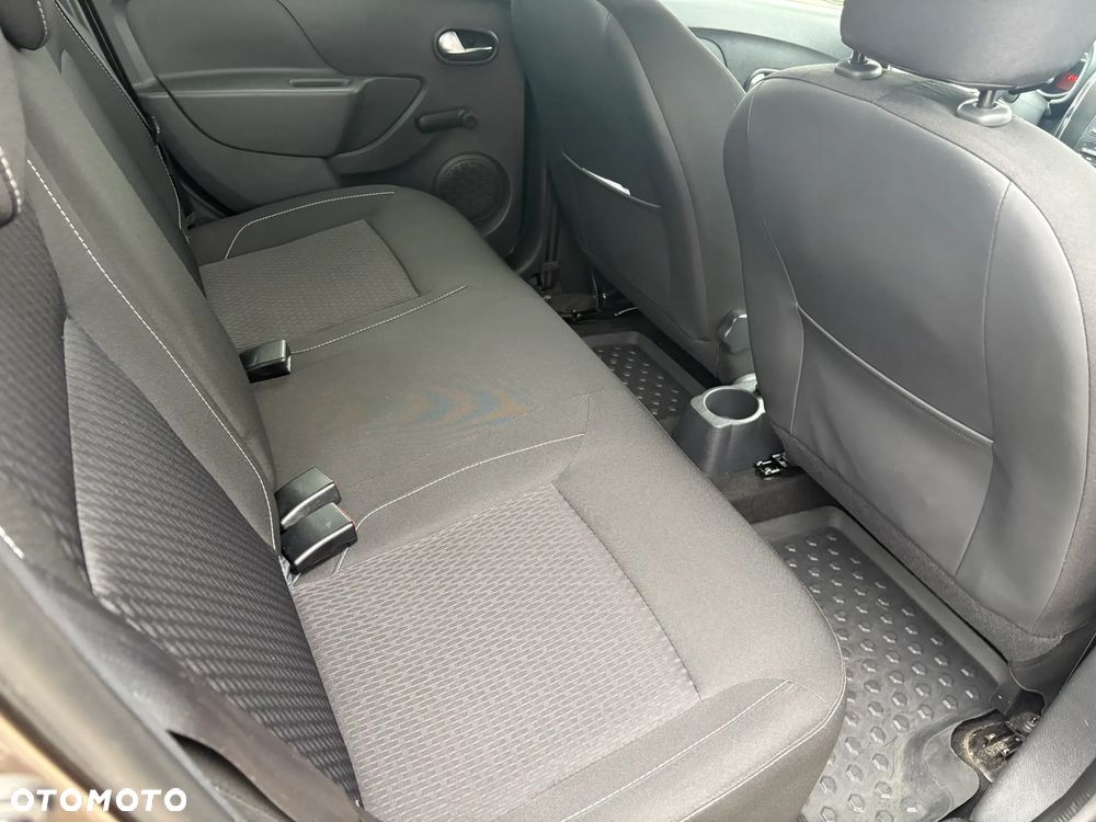 Dacia Logan 1.2 16V Laureate - 17
