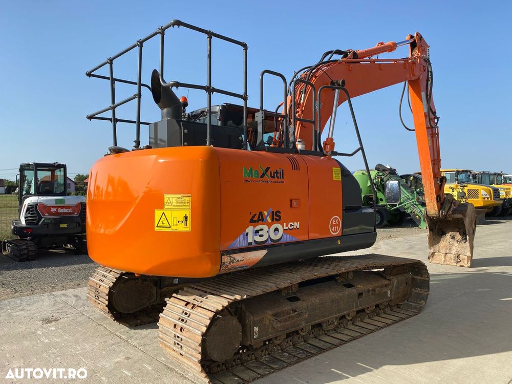 Hitachi ZX130LCN-6 Excavator - 2