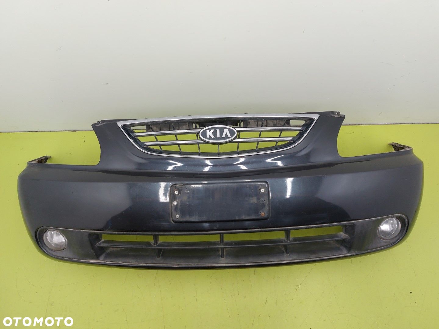 Zderzak przód przedni KIA CARENS II 2002-2006 CARBON GRAY - 1