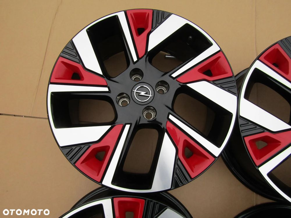 4x Felgi Aluminiowe 18 Opel Mokka II B Corsa F Peugeot 2008 II 2008 5008 Citroen DS3 DS4 C4 Cactus C3 II III 7 j 4x108 ET35 - 9