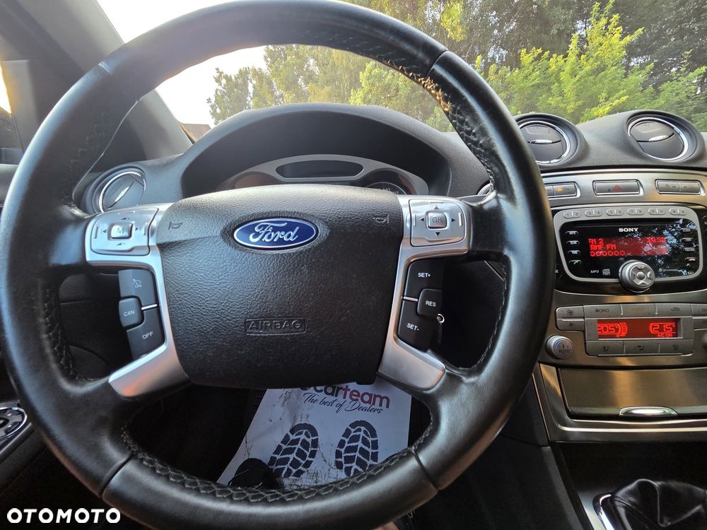 Ford Mondeo 2.0 Titanium - 18