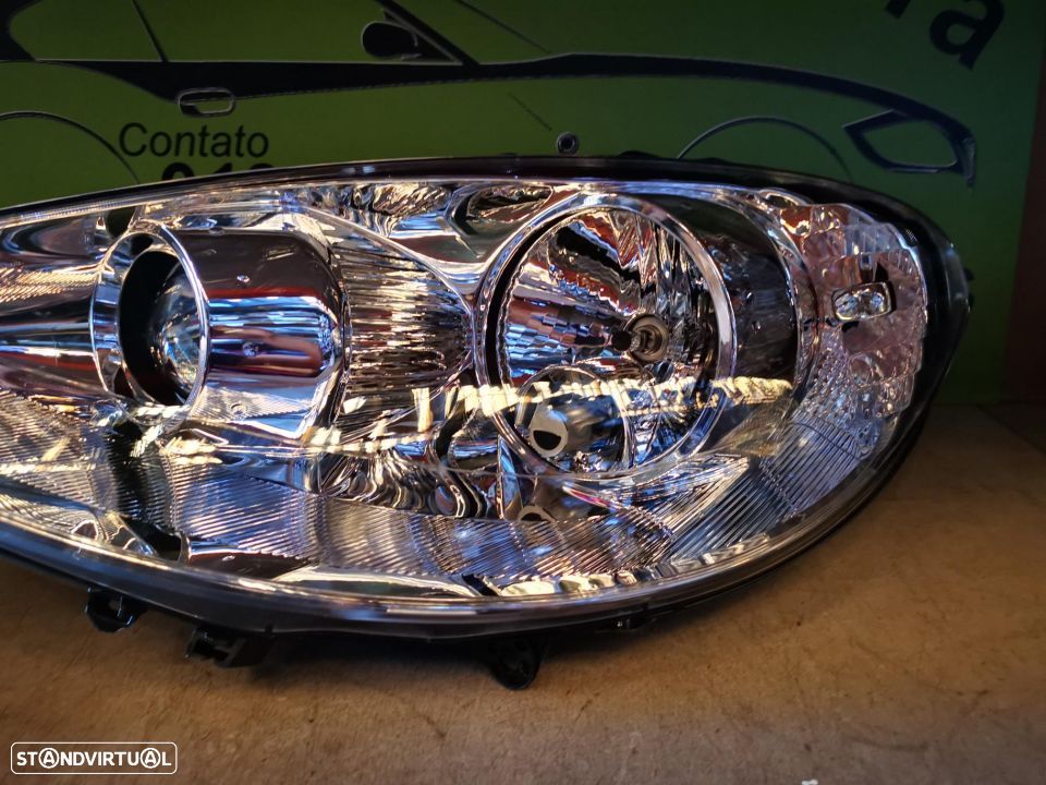 PEUGEOT 807 FAROL XENON - FF285 - 3