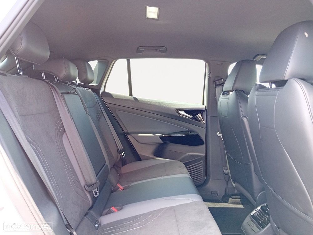 VW ID.4 77 kWh Pro - 13