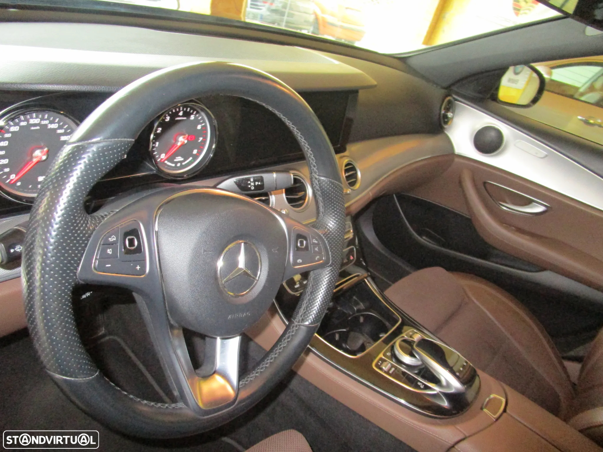 Mercedes-Benz E 350 e Avantgarde - 46