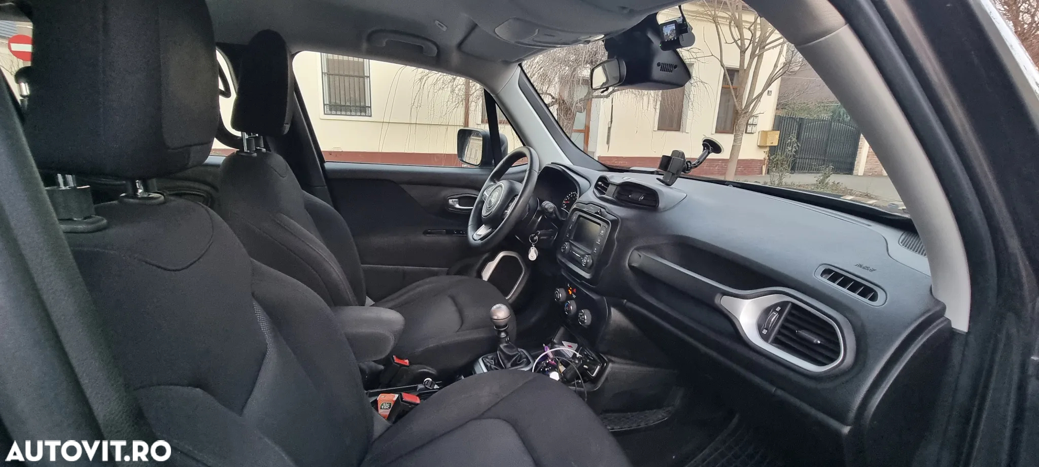 Jeep Renegade 1.0 Turbo 4x2 M6 Sport - 3