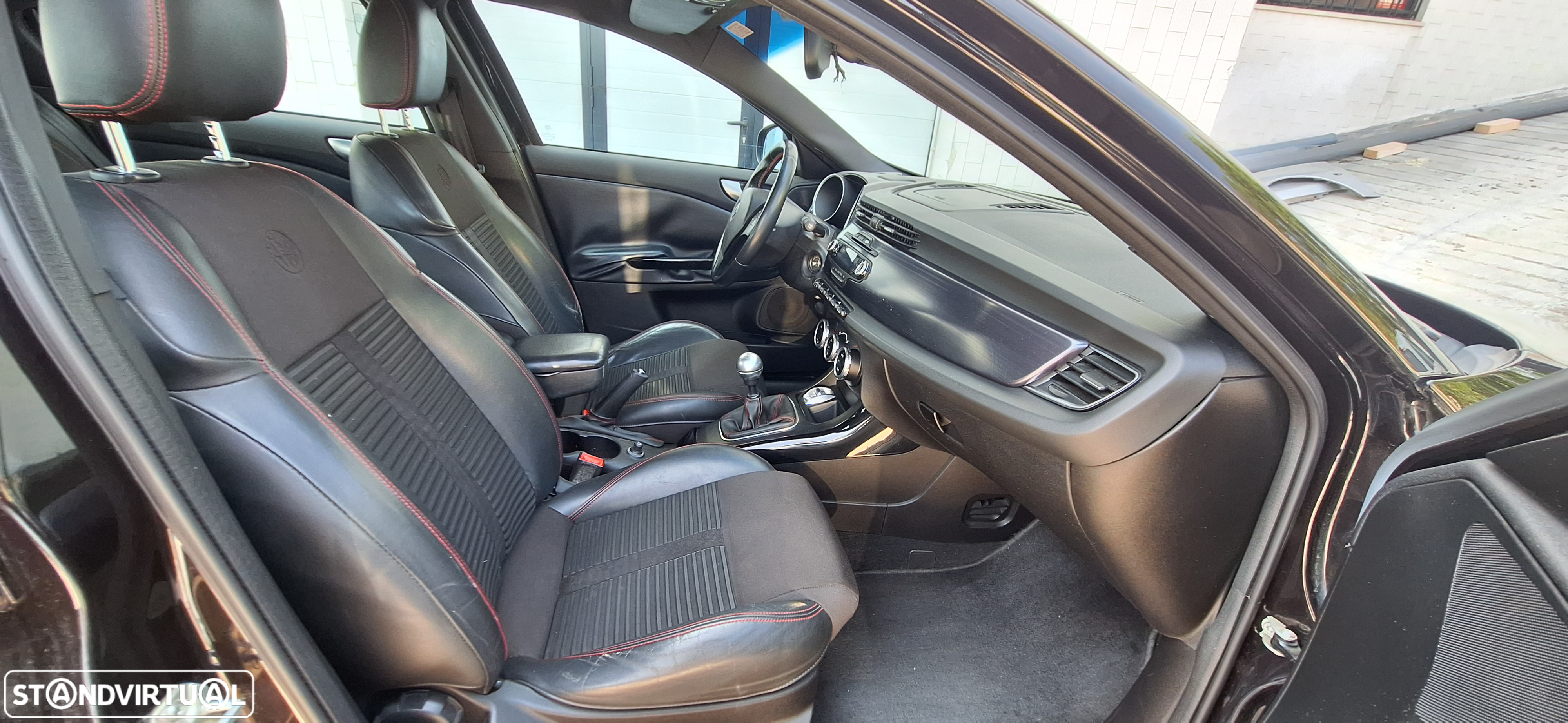 Alfa Romeo Giulietta 1.6 JTDm Progression - 11
