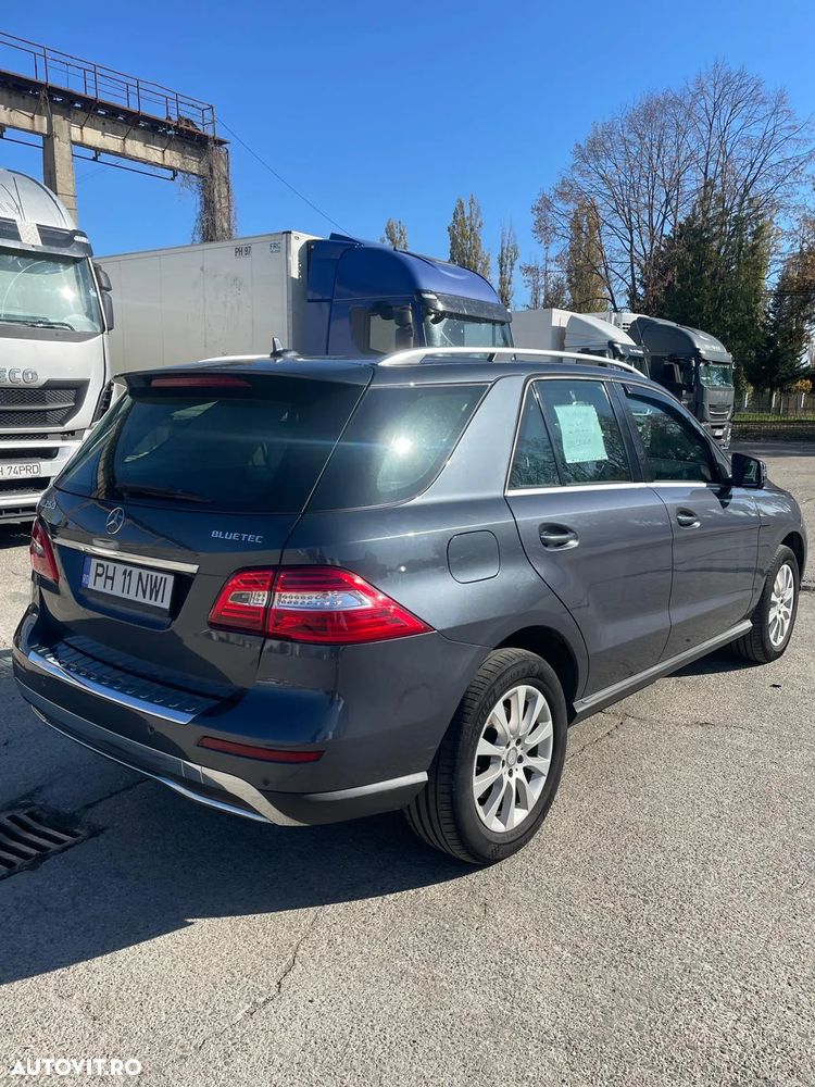 Mercedes-Benz ML 250 BlueTec 4MATIC Aut - 2