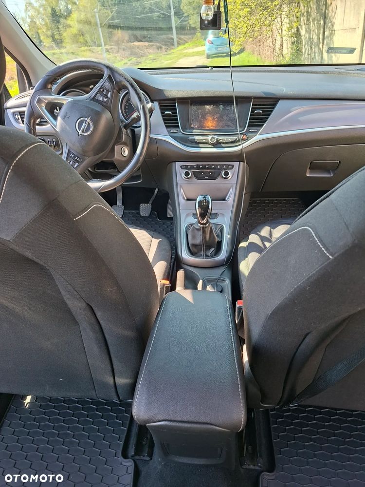 Opel Astra 1.4 T Enjoy - 11