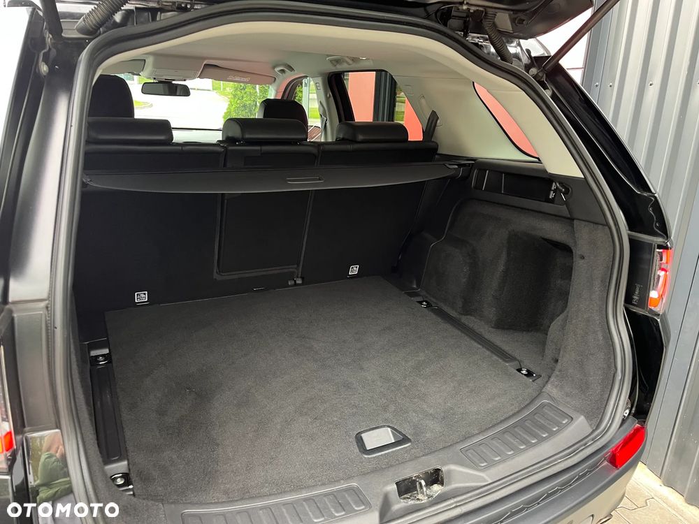 Land Rover Discovery Sport TD4 HSE Luxury - 12