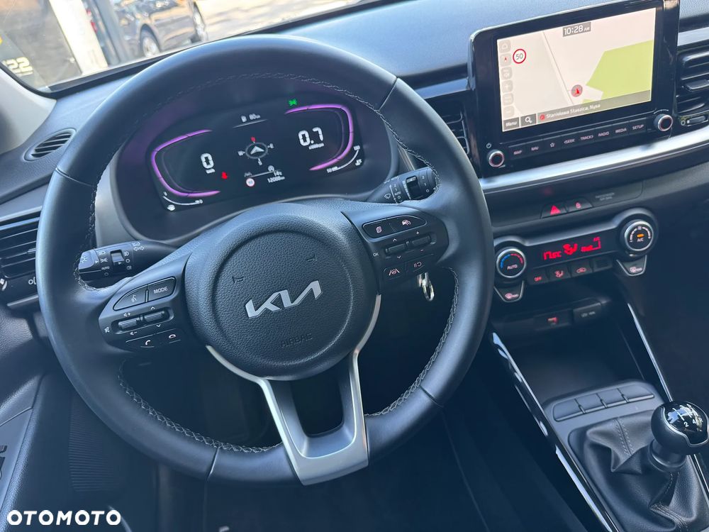 Kia Stonic - 29