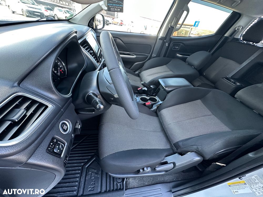 Mitsubishi L200 Double Cab 2.2 DI-D M/T Instyle - 15