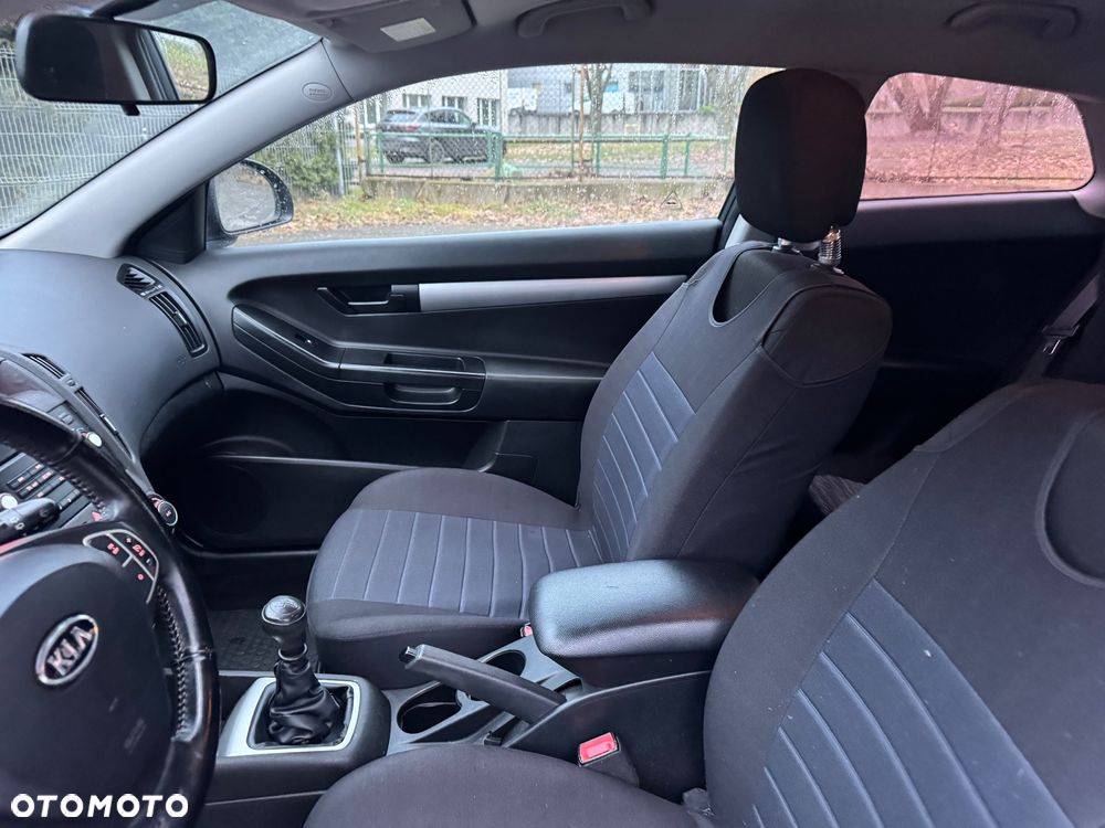 Kia ProCeed 1.4 CVVT Dream-Team Edition - 10