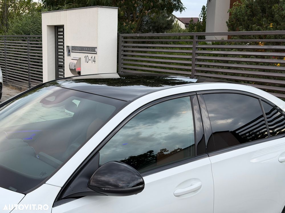 Mercedes-Benz C 300 e PHEV - 12