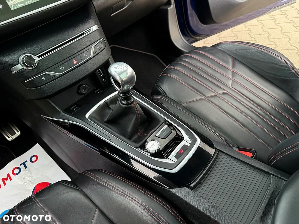 Peugeot 308 THP 205 GT - 37