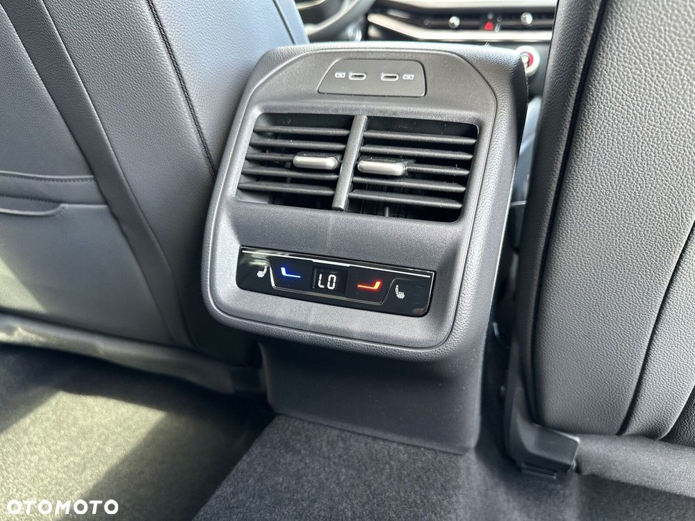 Skoda Superb 2.0 TSI 4x4 L&K DSG - 23