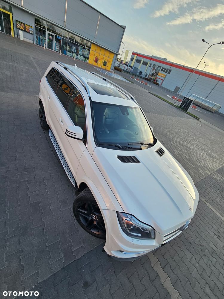 Mercedes-Benz GL 350 BlueTEC 4-Matic - 14