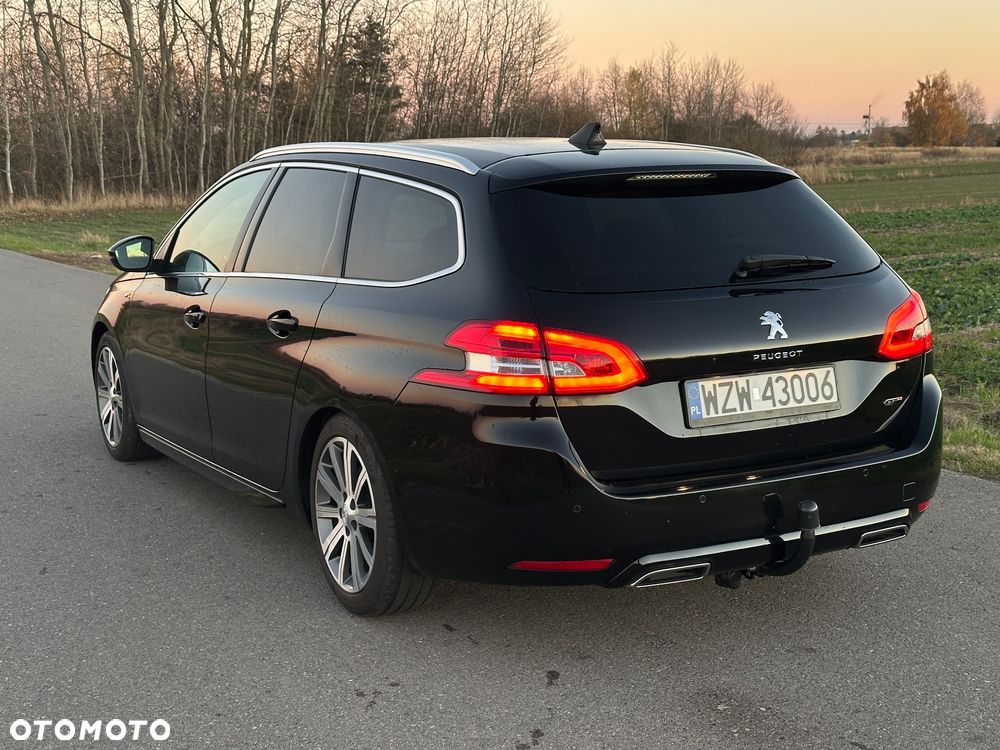 Peugeot 308 SW BlueHDi 180 EAT8 Stop & Start GT - 33