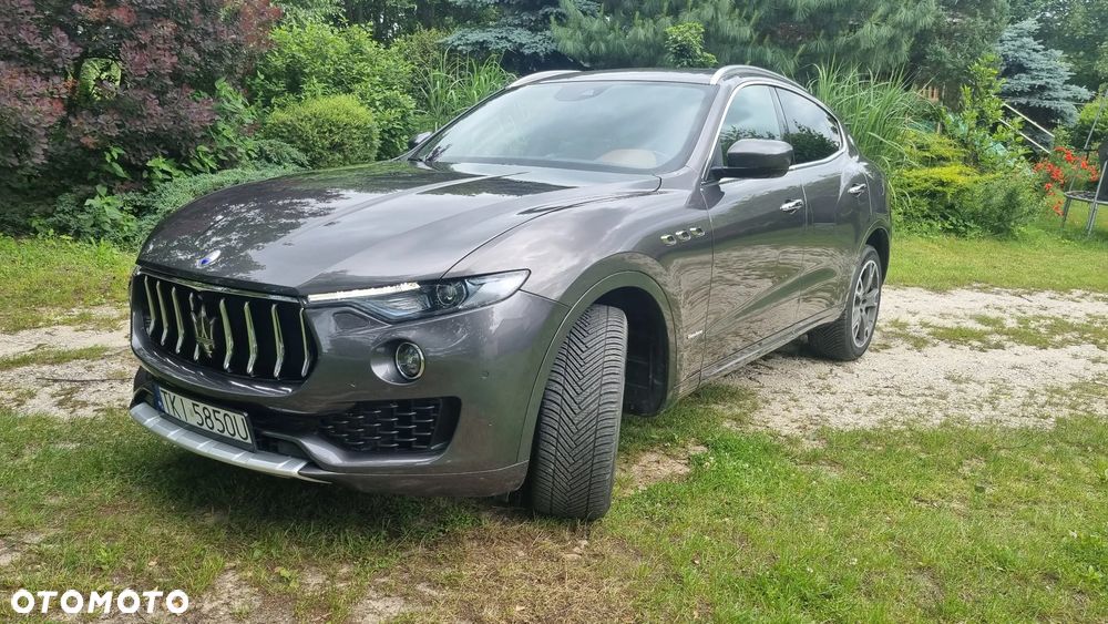 Maserati Levante Q4 GranLusso - 11