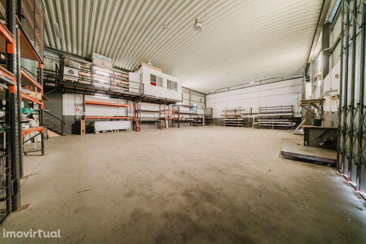 Armazém Industrial em Lourel – Sintra | 11.040 m2 de Terreno | - Grande imagem: 3/33