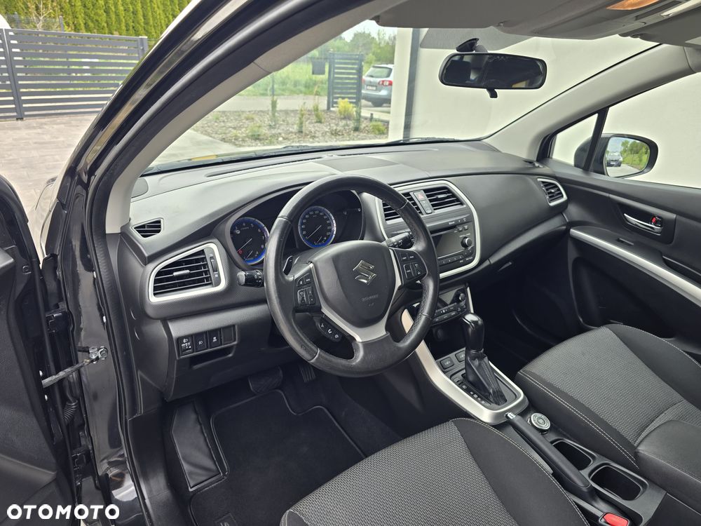 Suzuki SX4 S-Cross 1.6 VVT CVT 4x4 Comfort - 16