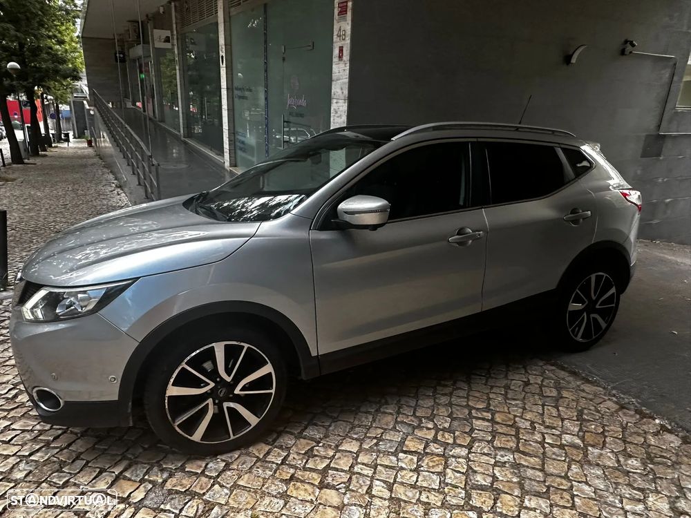 Nissan Qashqai 1.5 dCi Tekna Premium Pele S P.Preta - 2