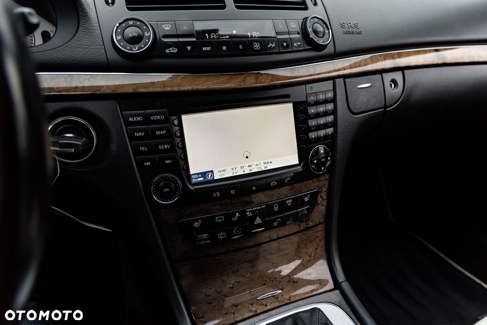 Mercedes-Benz Klasa E 320 T 4Matic Avantgarde - 34