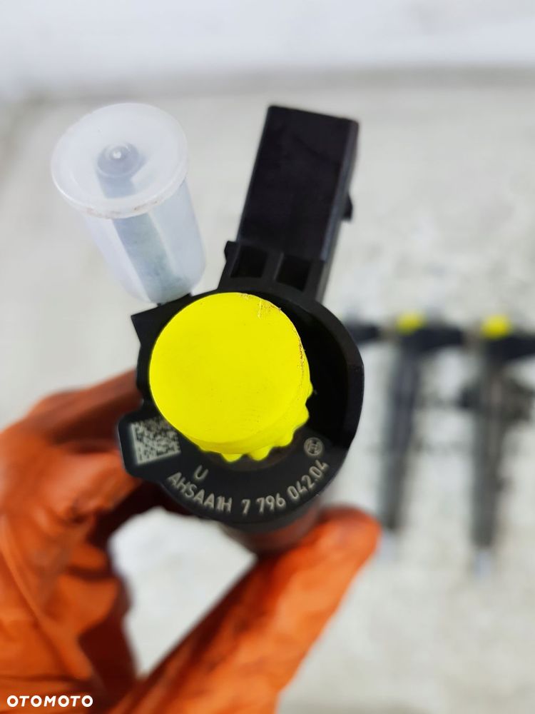 wtryskiwacz paliwa 7796042 bmw e60 e61 e65 eur 3.0d m57 0445115050 - 7