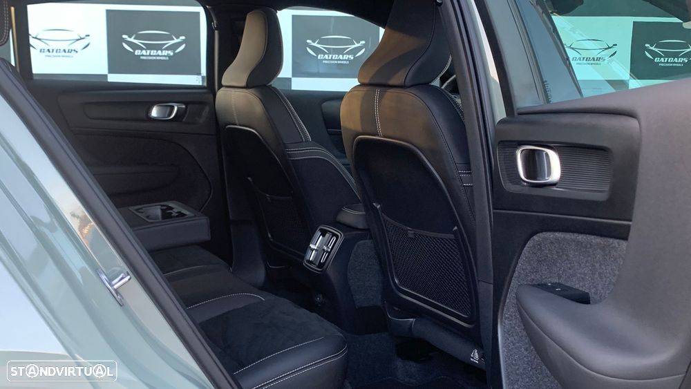 Volvo C40 Recharge 82 kWh Single M. Extended Range RWD Plus - 23