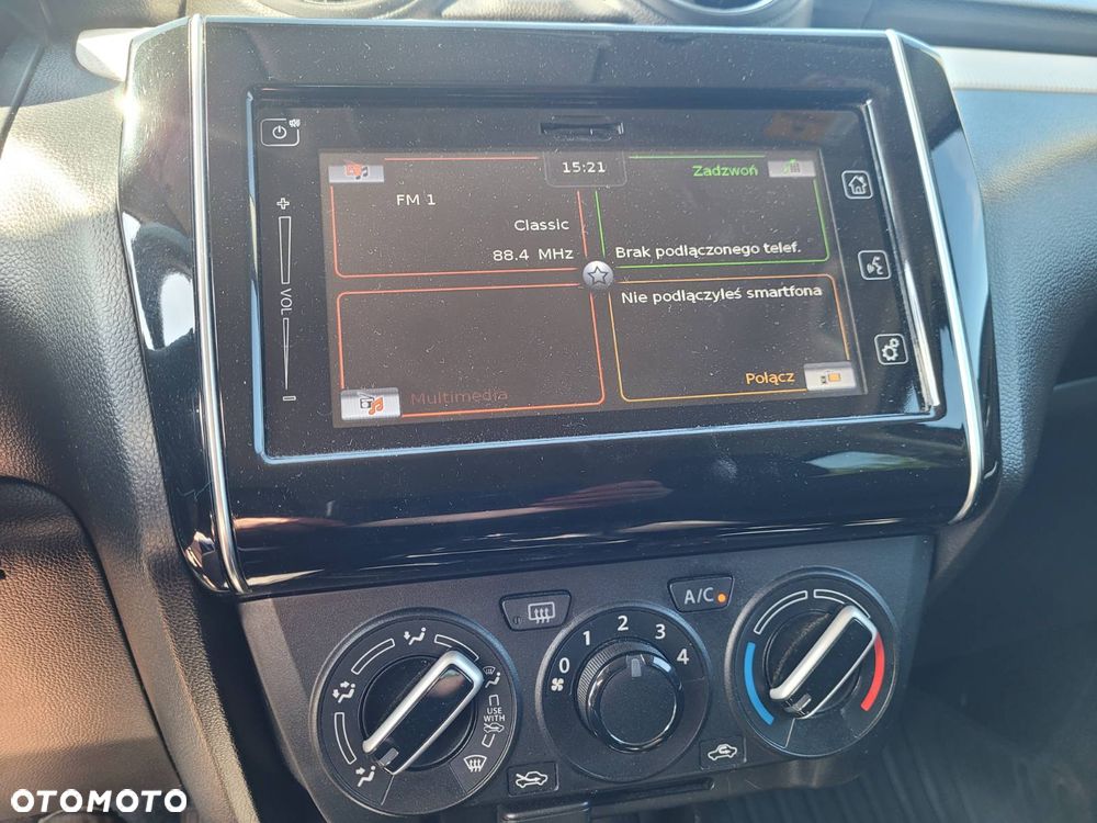 Suzuki Swift 1.2 Premium Plus - 2