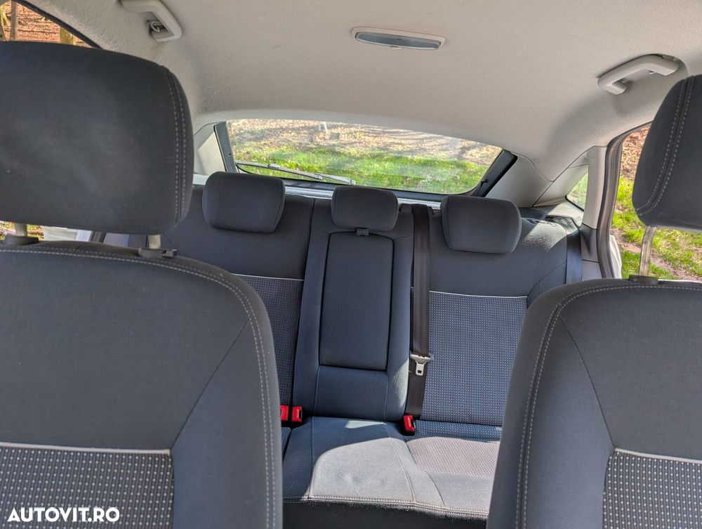 Ford Mondeo - 13