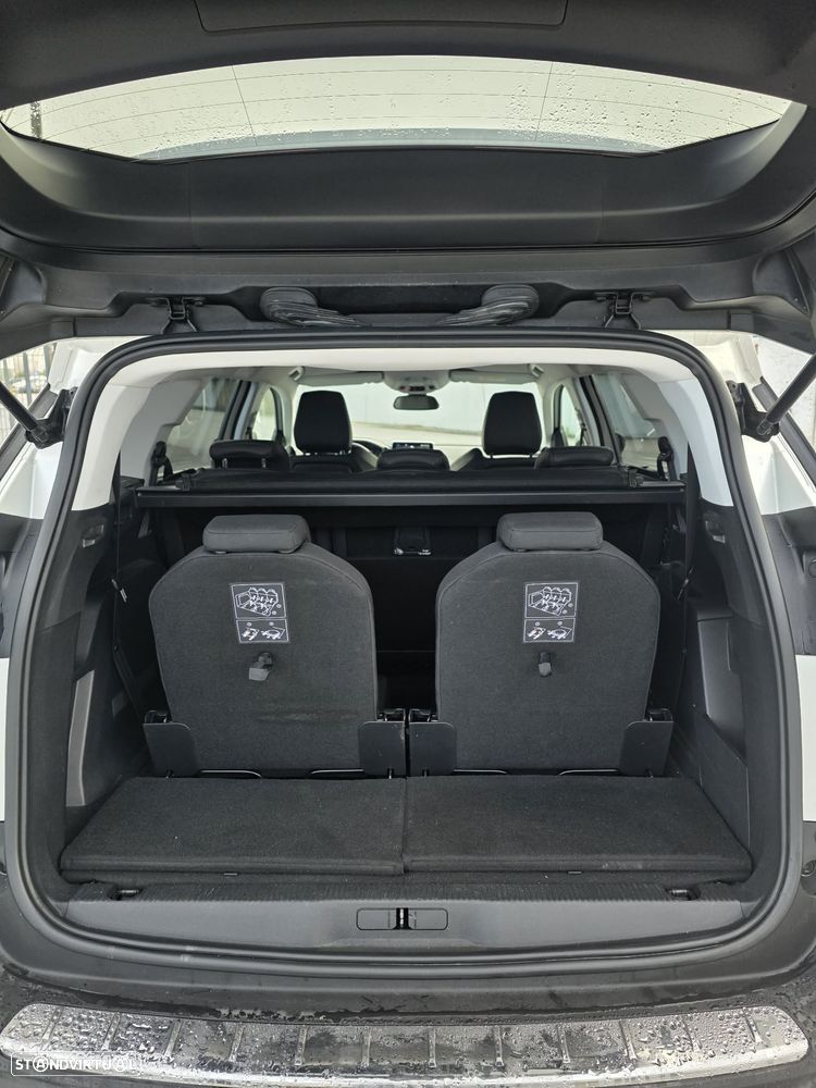 Peugeot 5008 2018 photo 5